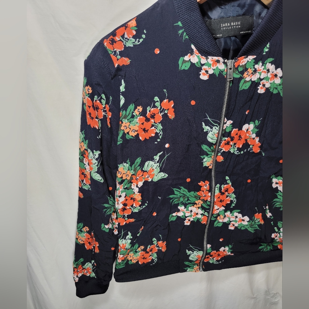 Zara Basic Collection Size Large Flower Covered B… - image 7
